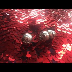Two Pandora Cherry Clips